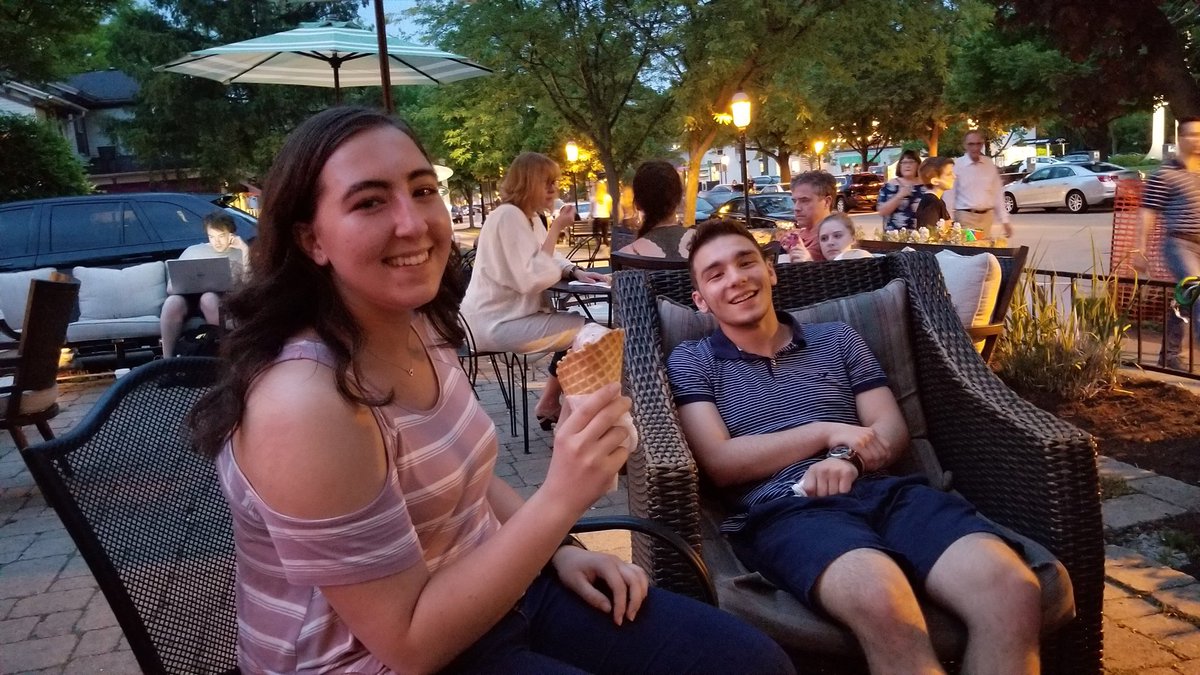 RobertTornabene's tweet photo. Family time, it’s great we are all together enjoy some ice cream and gelato from @grahamschoc @Grahams318 https://t.co/sGtxKycdAz