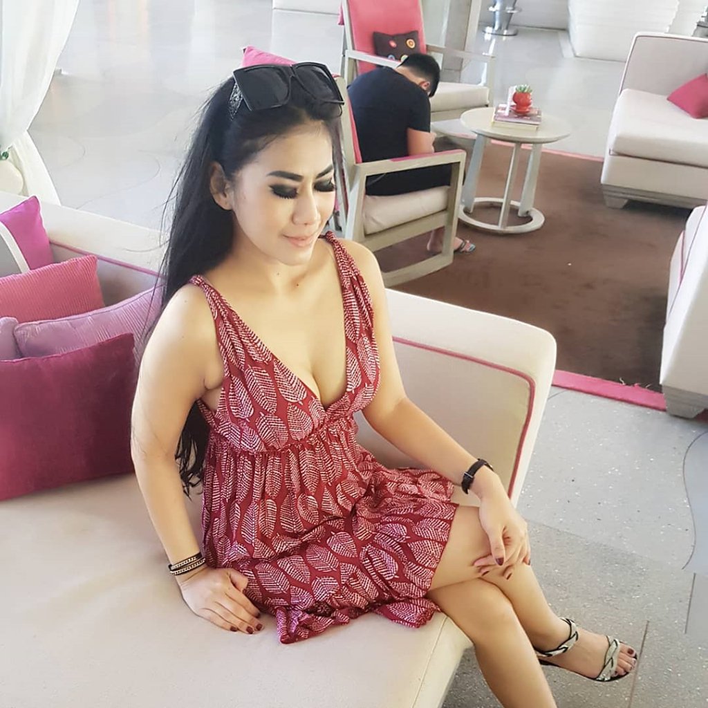 wertysuwitra's tweet photo. #tante #milf #panlok #stw https://t.co/qpmn3eB3je