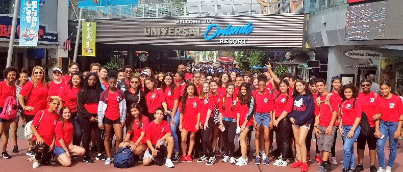 DavidLawrenceK8's tweet photo. #UniversalStudios #8thGradeTrip #MemoriesForever https://t.co/8MCJWHQfla