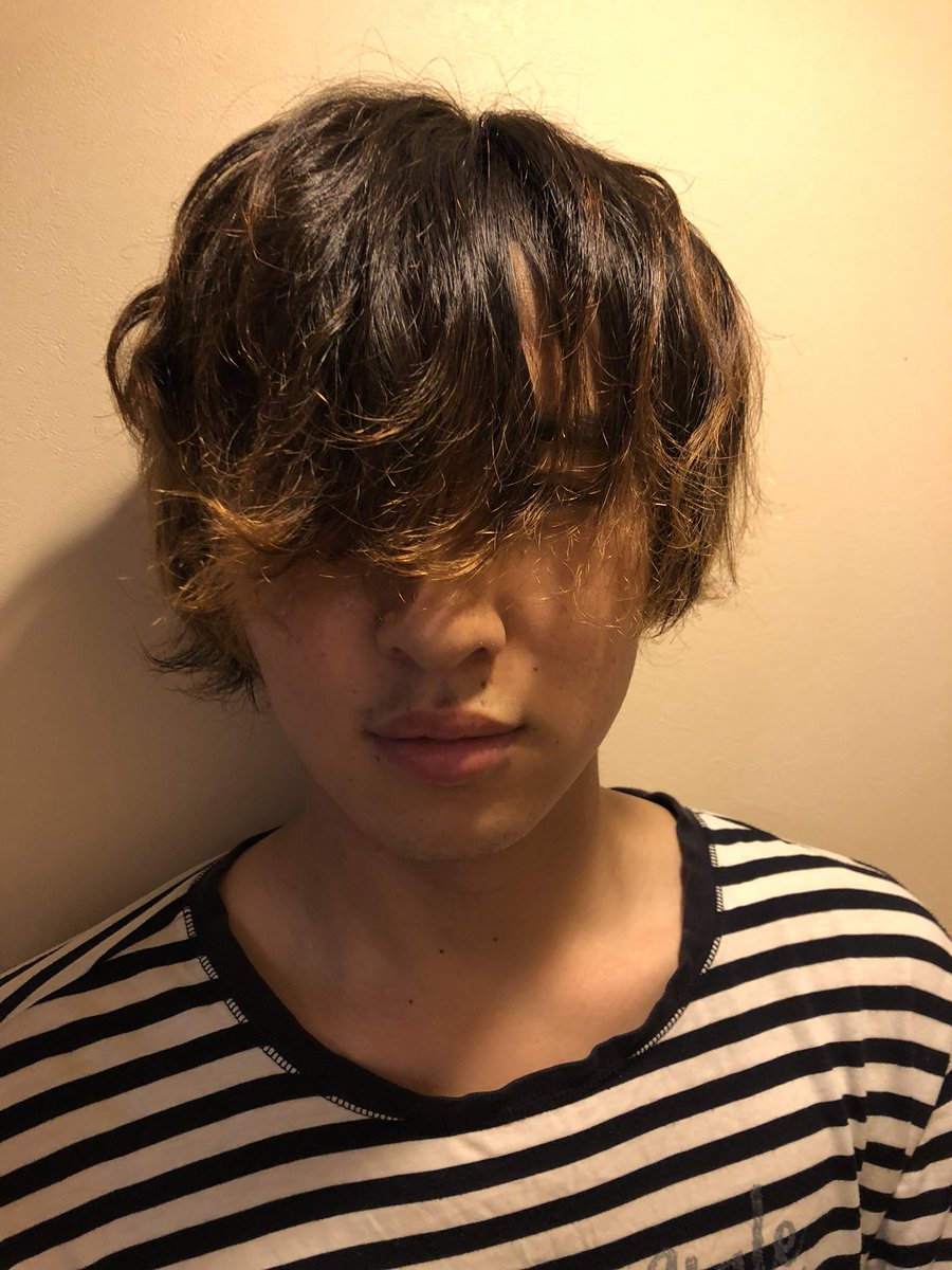 Rei בטוויטר 本日2人目 伸びきった髪を清楚なイケメンヘアに もともとパーマがかかっていたのでウェットセットでラインが少し崩れていい感じに