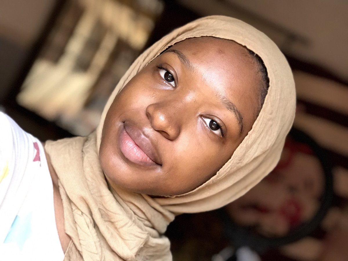 sadytaheer's tweet photo. Lately I’ve been taking bare-face pictures (now I know it’s just cos I’m too lazy to put makeup on) sha a few from this morning #nofiltermakeuptwitter https://t.co/ABx9RVMoVJ