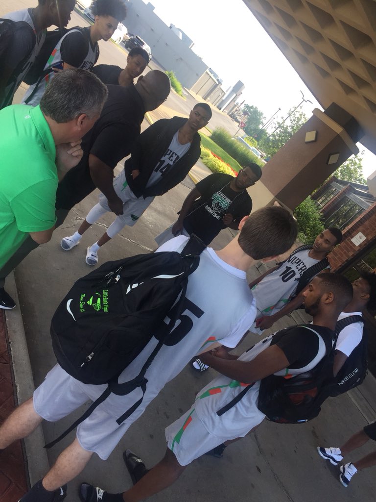 LRvipers18's tweet photo. Vipers in STL this weekend https://t.co/pT8agfhNAv
