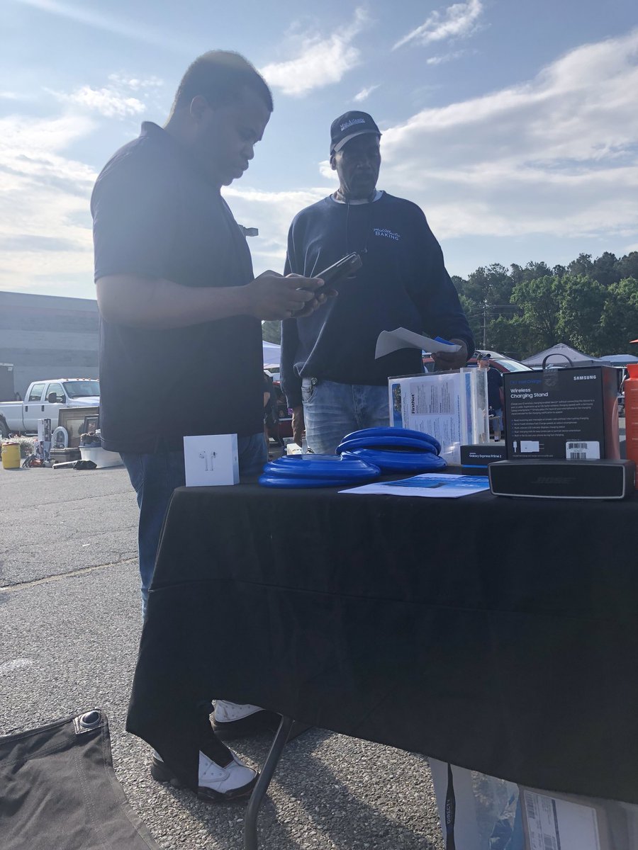 <a href="/MoneyMarv8200/">Marvin</a> doing his thing here at our #WinLocal event with a DTV PREMIUM for @The_MightyMarsh 🔥🔥🔥 <a href="/blank_briana/">Briana Blank</a> <a href="/KareemAhmed851/">@KareemAhmed85</a> <a href="/MikeJablonski5/">Michael Jablonski V 🧱</a> <a href="/404girl/">Betsy Francis</a> <a href="/MrsJaronfelder/">Jaron Felder</a>