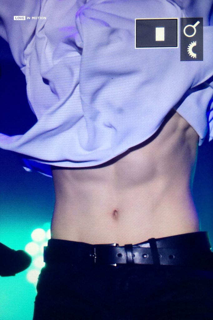 0429PP's tweet image. เสื้อเหมือนจะไปวิปัสนา เปิดมาคือใจแตกทั้งทล.