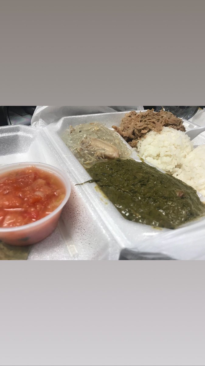 follow_mafi's tweet image. #hawaiianfood #kanakattack #lavernes #kaluapig #squidluau #lomisalmon #chickenlongrice