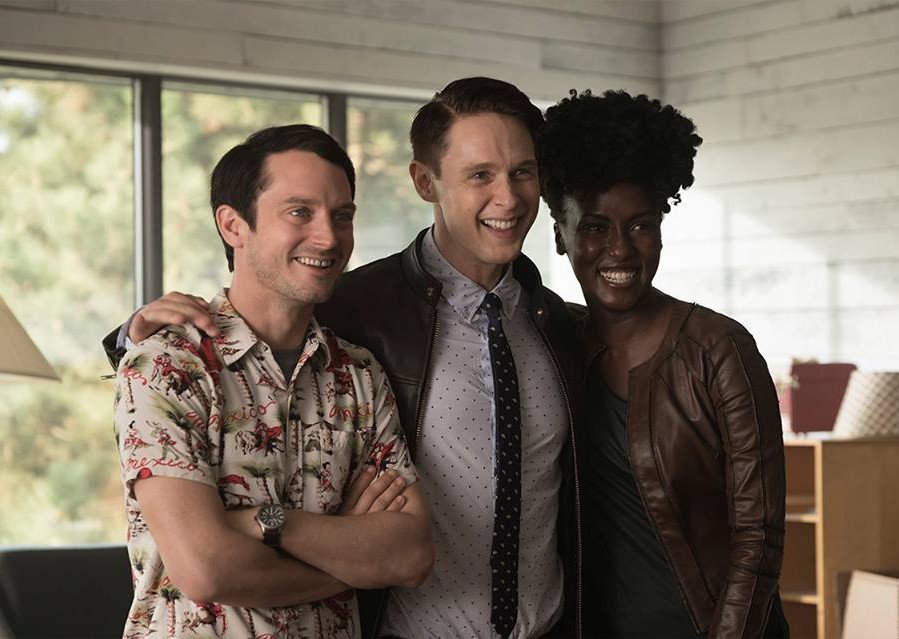 nastya_luben's tweet photo. You know what am I considering about? In New Year night I made a wish: #DirkGently renewed for S3. Unfortunately, show wasn't picked up by Netflix. But the thing is 2018 isn't over yet, and, perhaps, the chance to #SaveDirkGently on @hulu is yet to come. #DirktectivesDontGiveUp https://t.co/YreEhqCoKH