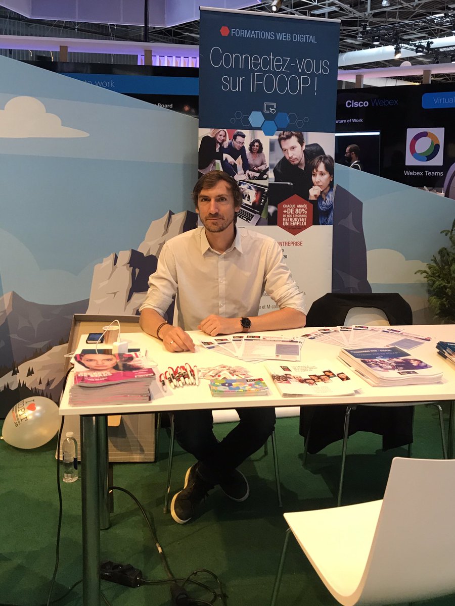 Benatweets's tweet photo. Ravi d'être présent à @VivaTech sur le stand @Paris_code #ifocop #pariscode #vivelecode https://t.co/b4rZBSMMdU
