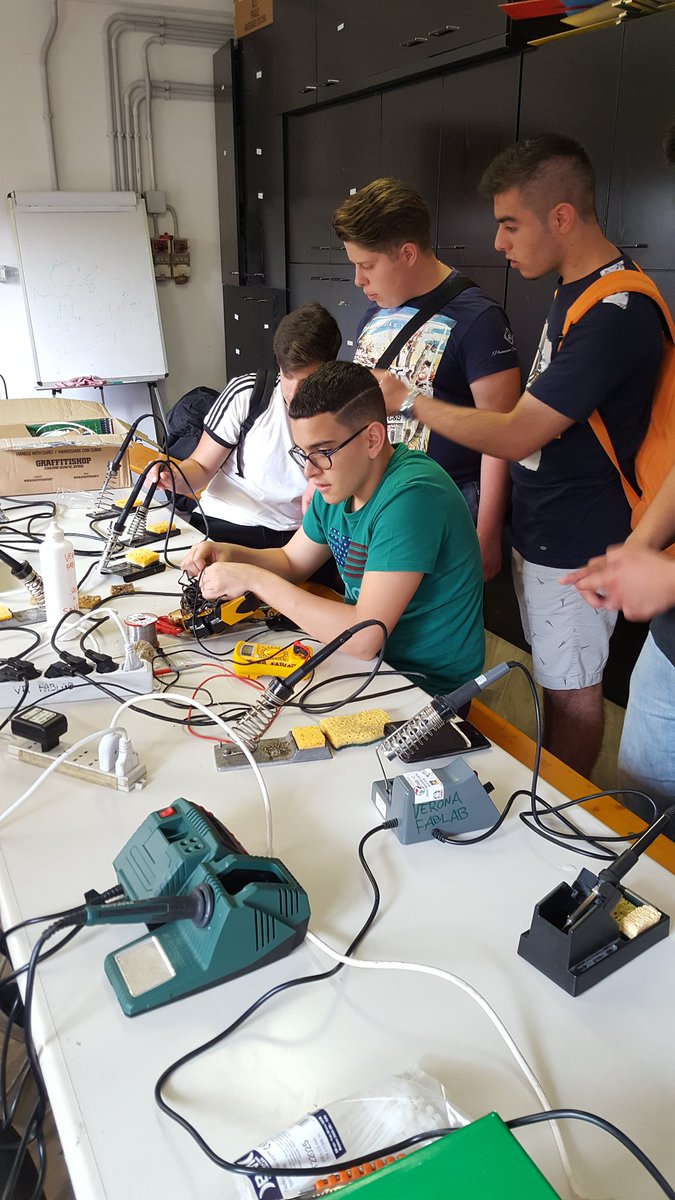 #roboval18 #veronafablab