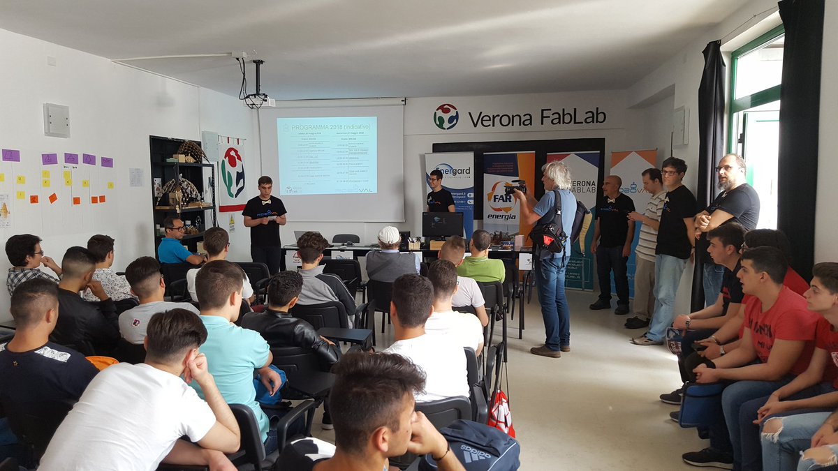 #roboval18 #veronafablab