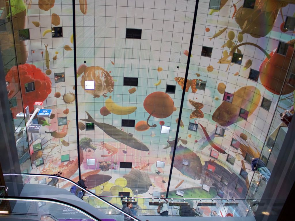 filmfantravel's tweet photo. A feast for the tastebuds ... and the eyes! One of the biggest murals in the world can be found within Rotterdam's modern foodie heaven β the #MarketHall #Rotterdam!
#LoveRotterdam #RotterdamMakeItHappen #RotterdamPages #TraverseEvents #Traverse18 #Netherlands https://t.co/KgwpagVOSk