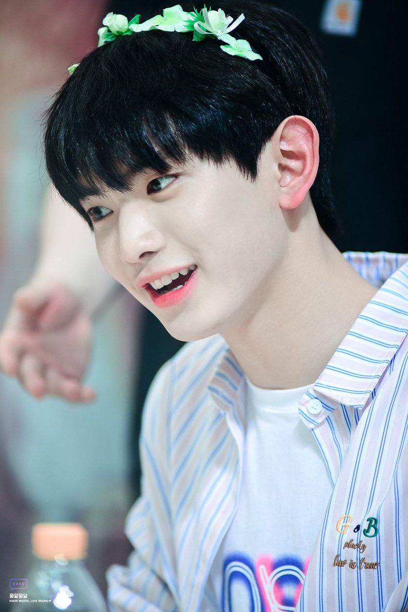 2uiwoong's tweet photo. 180526 대구 #이의웅

반짝반짝해💖

#의웅 #euiwoong https://t.co/RTjY4BZfVO