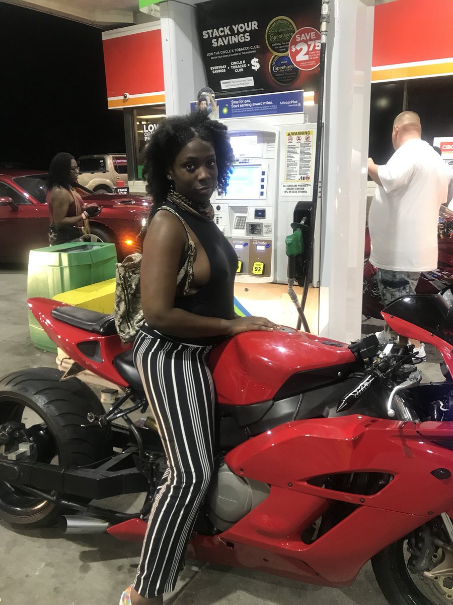 manitheboss44's tweet photo. #BikeWeek2K18 https://t.co/TljM4O1ZDF