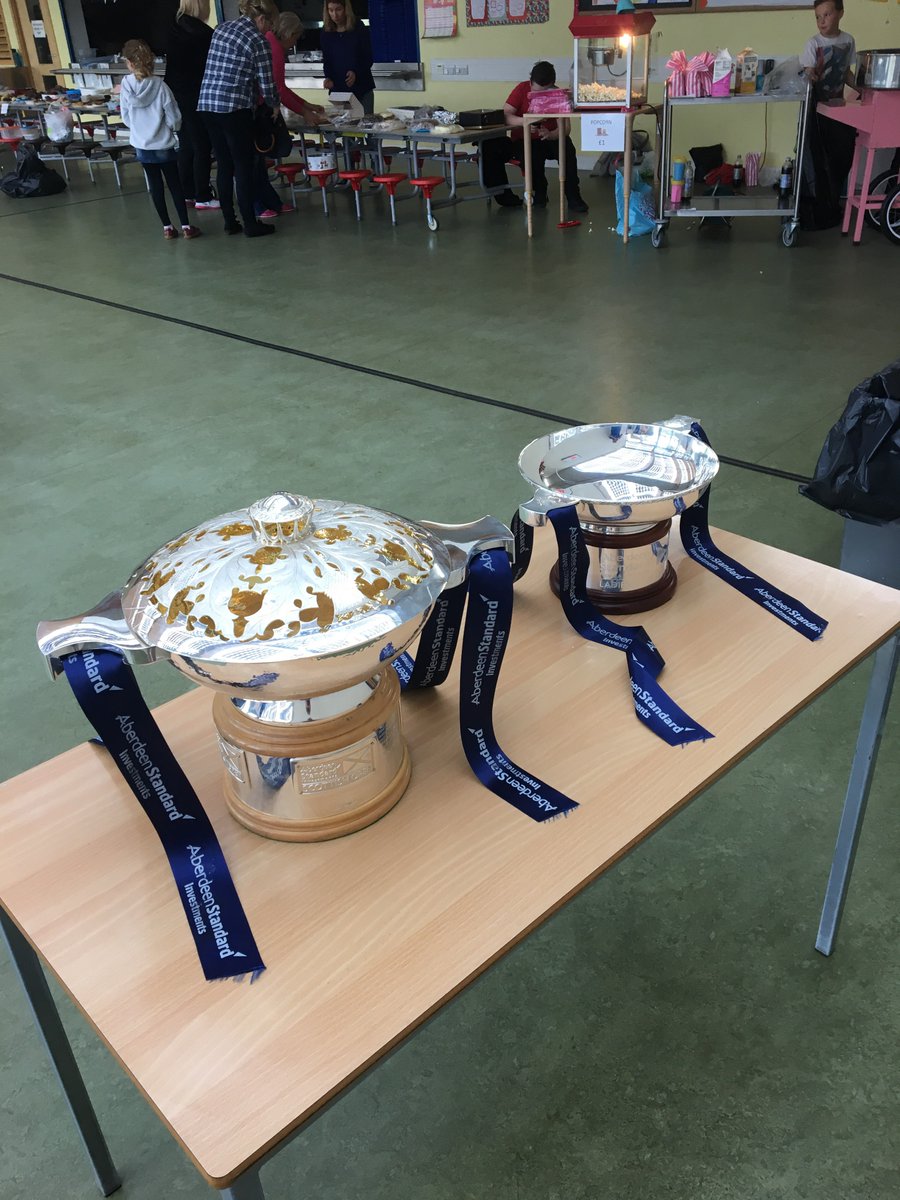 TranentActiveS's tweet photo. We are here at @WindygoulPS May Fair untill 2pm as part of the #scotopentrophytour! Come get your photos taken and lift the trophies!! ☺️🏆 https://t.co/SQUMBmE7te