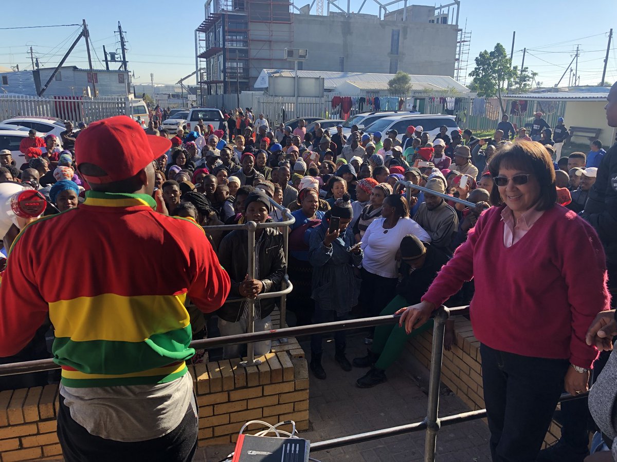 PatriciaDeLille's tweet photo. I had a productive meeting with community members of Dunoon this morning. I shared information about the @CityofCTโs plans to address housing and the lack of land in the community. Weโre working together in all communities, putting #CapeTownFirst https://t.co/Ho6y57pdLz