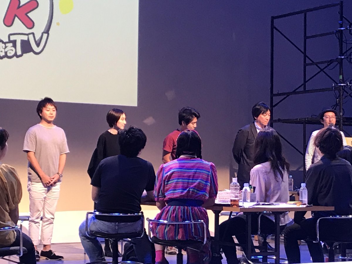 nani_gene's tweet photo. いよいよ結果発表。ここで企画が決まるかと思いきや…。プロデューサーから「もう一度全員で考えてみませんか」という提案。

12人の提案から見えてきた、通底するテーマは「コミュニケーション・出会い方の再発明」。これを元に、みんなで一緒に1つのイベントを考えることに。
#なにジェネ #WHK https://t.co/6fsrBM9jdx