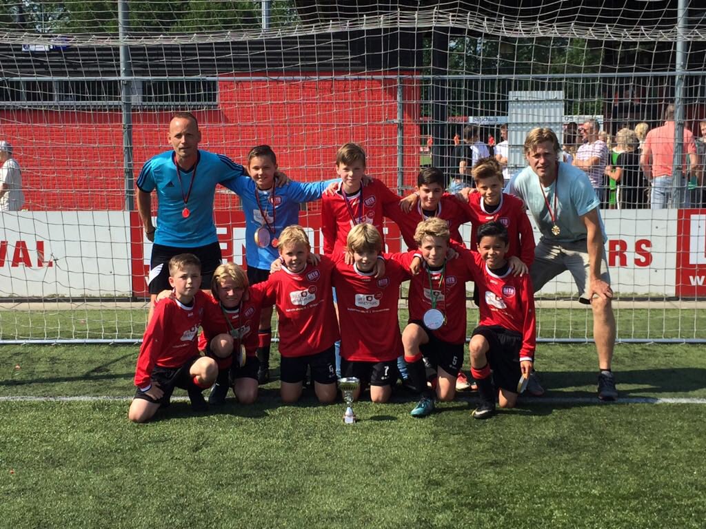 En hier de voorkant van JO11-1