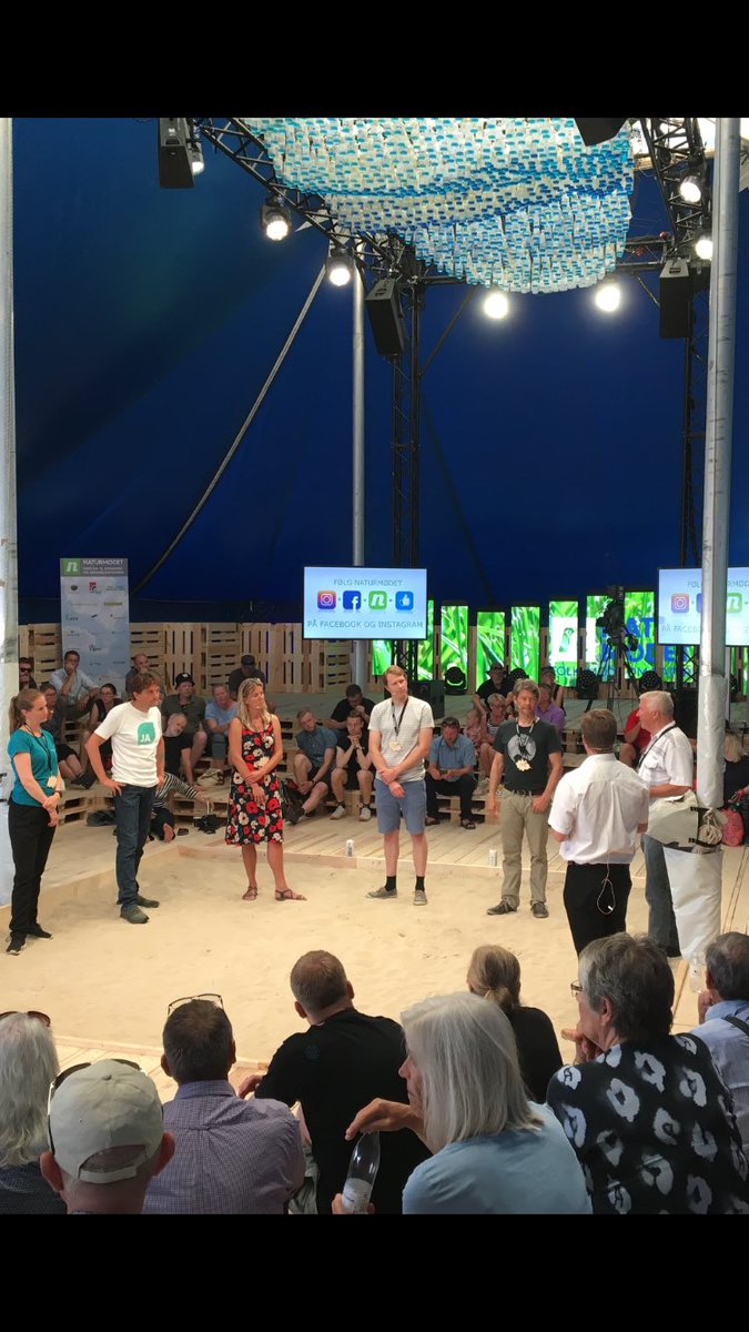 JA_Fagforening's tweet photo. JA’erne Martin Einfeldt og Jakob Svendsen-Tune i ringen med politikere og eksperter. Emnet er “Natur dur ikke til demokrati” #JAfagforening #Naturmoedet2018 https://t.co/C5UHJMjlwQ