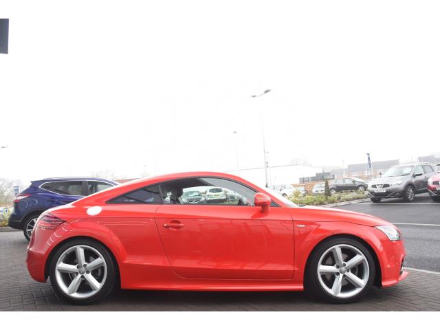 ☀️🚗 IT MIGHT BE A DULL BANK HOLIDAY WEEKEND, BUT ITS CERTAINLY NOT DULL HERE AT CORNERHOUSE GARAGE

COME ALONG AND CHECK OUT THIS STUNNING AUDI TT S-LINE 1.8TFSI AUTO

WITH ONLY 25300 MILES

PRICED AT JUST £13995

☀️🚗

#AUDIPERFORMANCE #RED #SLINE #AUDITT