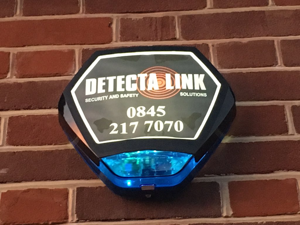 Detectalink's tweet photo. FACT: A home protected by a @Detectalink #IntruderAlarm is less at risk of a burglary than a home without one.
https://t.co/WT4V6wdDpU
#homesecurity #homealarm @TexecomLtd #monitoredalarm #norfolk #suffolk #greatyarmouth #norwich #lowestoft #acle #northwalsham #dereham https://t.co/ktFR6dqXiQ