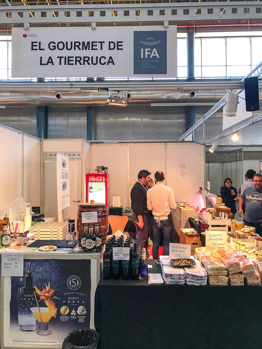 EstiloVidaMed's tweet photo. Te traemos una propuesta muy dulce terminando con una visita al MUCOIN, la que nos hicieron El Gourmet de la Tierruca, Lopetes Artesanos, Menges de Deus y el museo en #AlicanteGastronomica

Que disfrutéis del fin de semana!

#dietamediterranea #dulce #sweet #alicante https://t.co/a4ynHUEFty