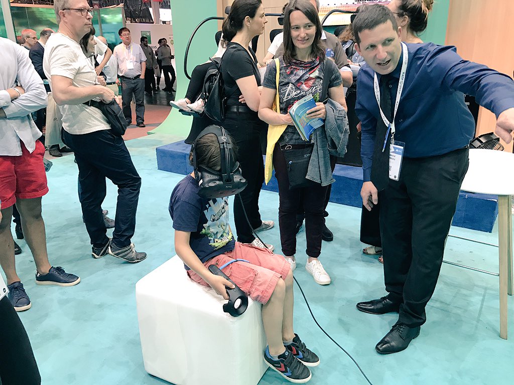 RATPgroup's tweet image. [#VivaTech🚀] Venez découvrir les coulisses #RATP &amp;amp; les réseaux de transport du futur en réalité virtuelle (VR) avec @OptimaReality &amp;amp; @Sofre-In sur le Lab @GroupeRATP (J30) #RATPLovesStartup