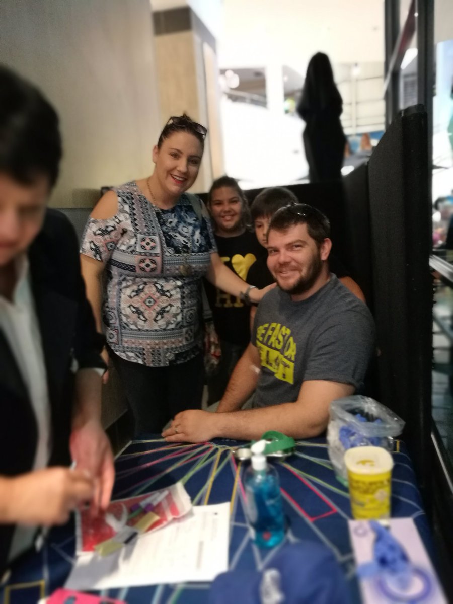 Virg53's tweet photo. Justin stem cell donor showing the family how to support @SunflowerFund donor drive @N1CityMall https://t.co/TbM98UGIHB