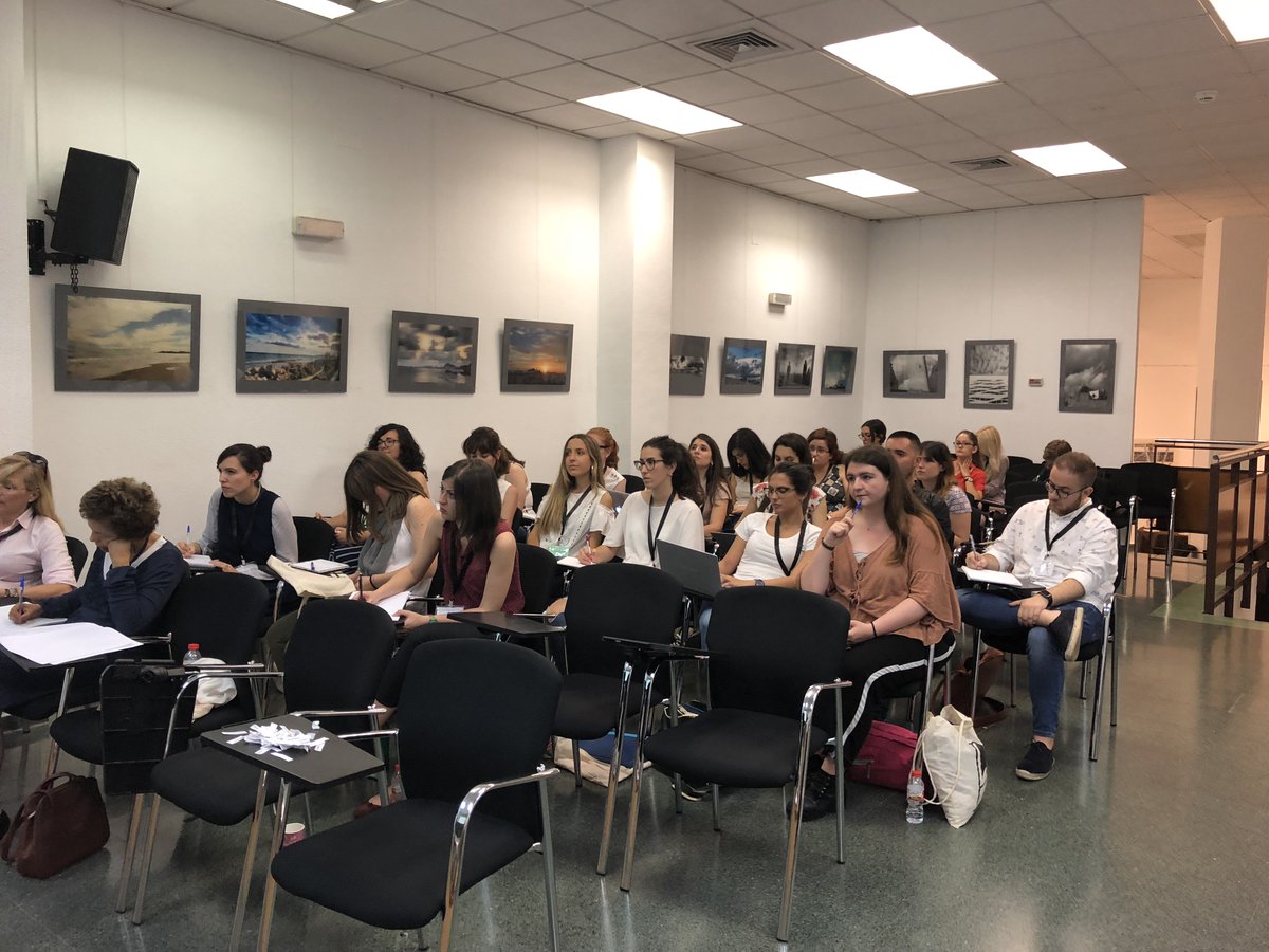 asyrasinfo's tweet photo. Writing Forum with Dr Jose Sánchez Fajardo & Dr Sara Prieto (@sprietogc ). Tips for writing! #ASYRAS10 https://t.co/0r3gu8wEUC