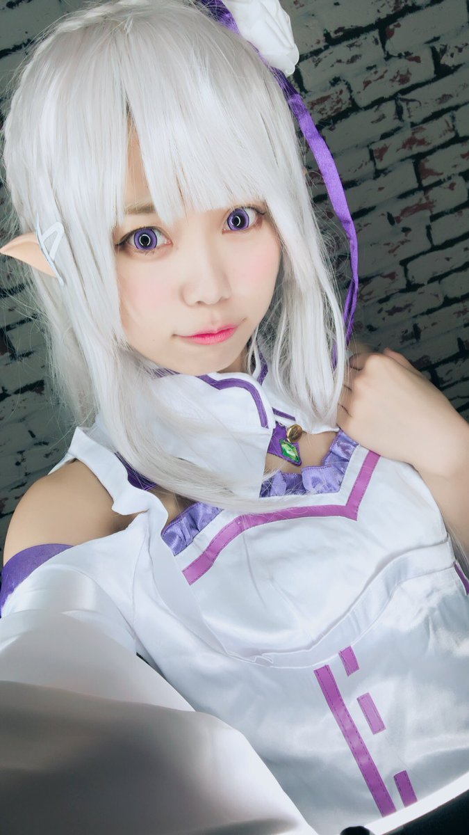 エミリアコスプレ