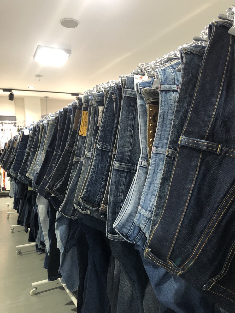 西海岸 春日店 New レディースジーンズ 580 古着コーデ ジーパン 古着女子 古着好きな人と繋がりたい Used 西海岸 古着屋 おしゃれさんと繋がりたい 西海岸 春日店 New レディースジーンズ 580 古着コーデ ジーパン 古着女子 古着好きな人と繋がりたい Used 西海岸 古着屋 おしゃれさんと繋がりたい