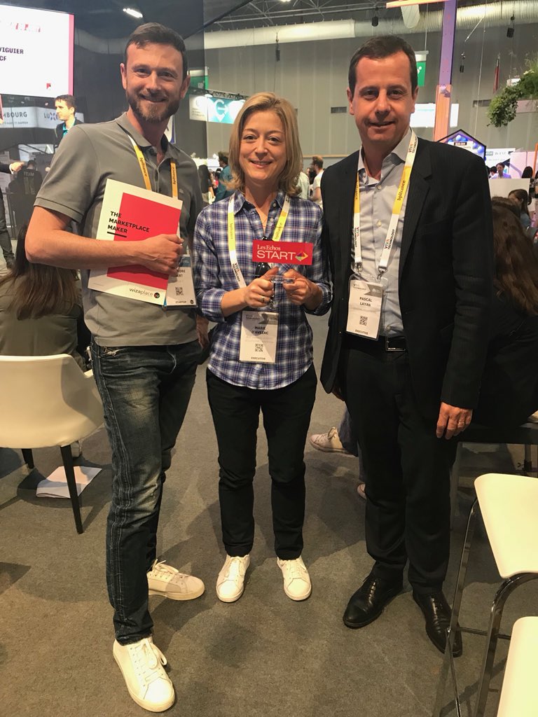 BNPPLeasingFR's tweet photo. Remise du prix des @LesEchos start à notre intrapreneuse de choc @Marie_davezac pour son projet de marketplace @kintessia ! Bravo Marie !!! 👏👏 #Vivatech #intrapreneur https://t.co/KFMqYoWjnK