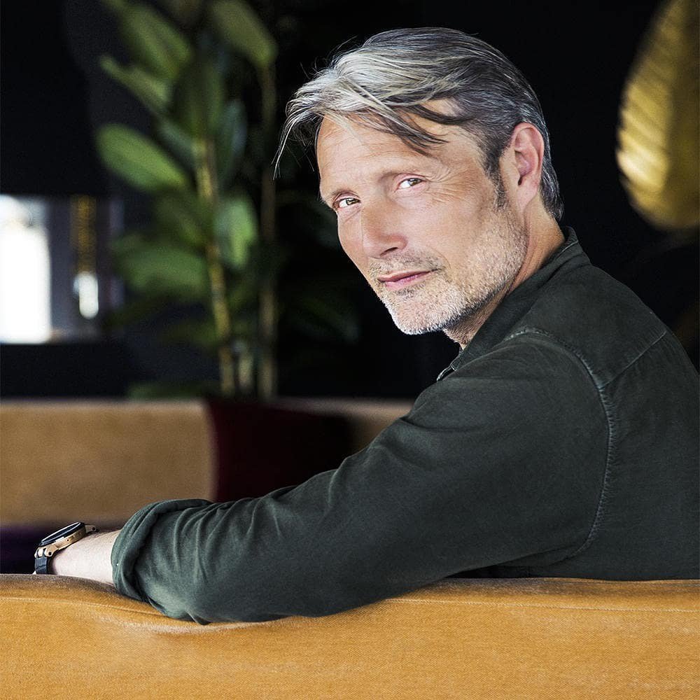 📸 Mads for Vanity Fair Italia #MadsMikkelsen instagram.com/p/BjKqytOAfBQ/