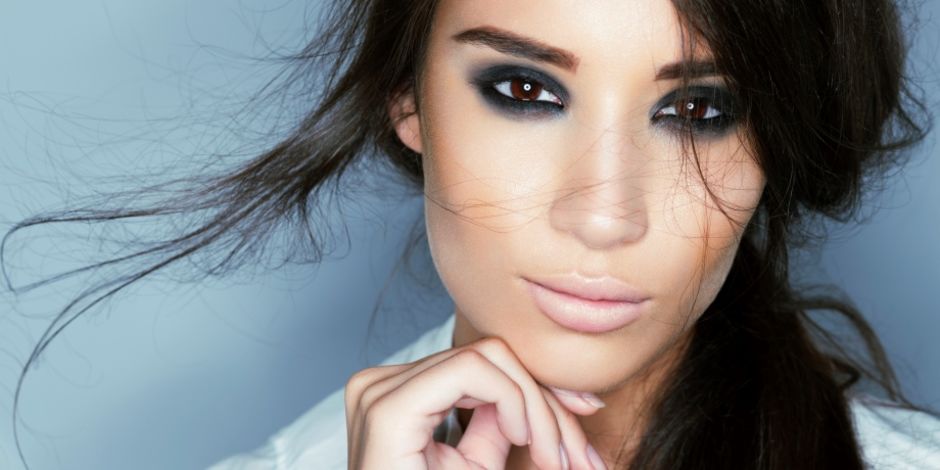 ¡Esta noche sacarás todo tu potencial de #belleza!💆✨
Crea una #mirada impactante con la técnica de ojos ahumados #SmokeyEyes.👁
¡Solo tienes que seguir estos pasos!😙👉
bit.ly/2AhyDc4