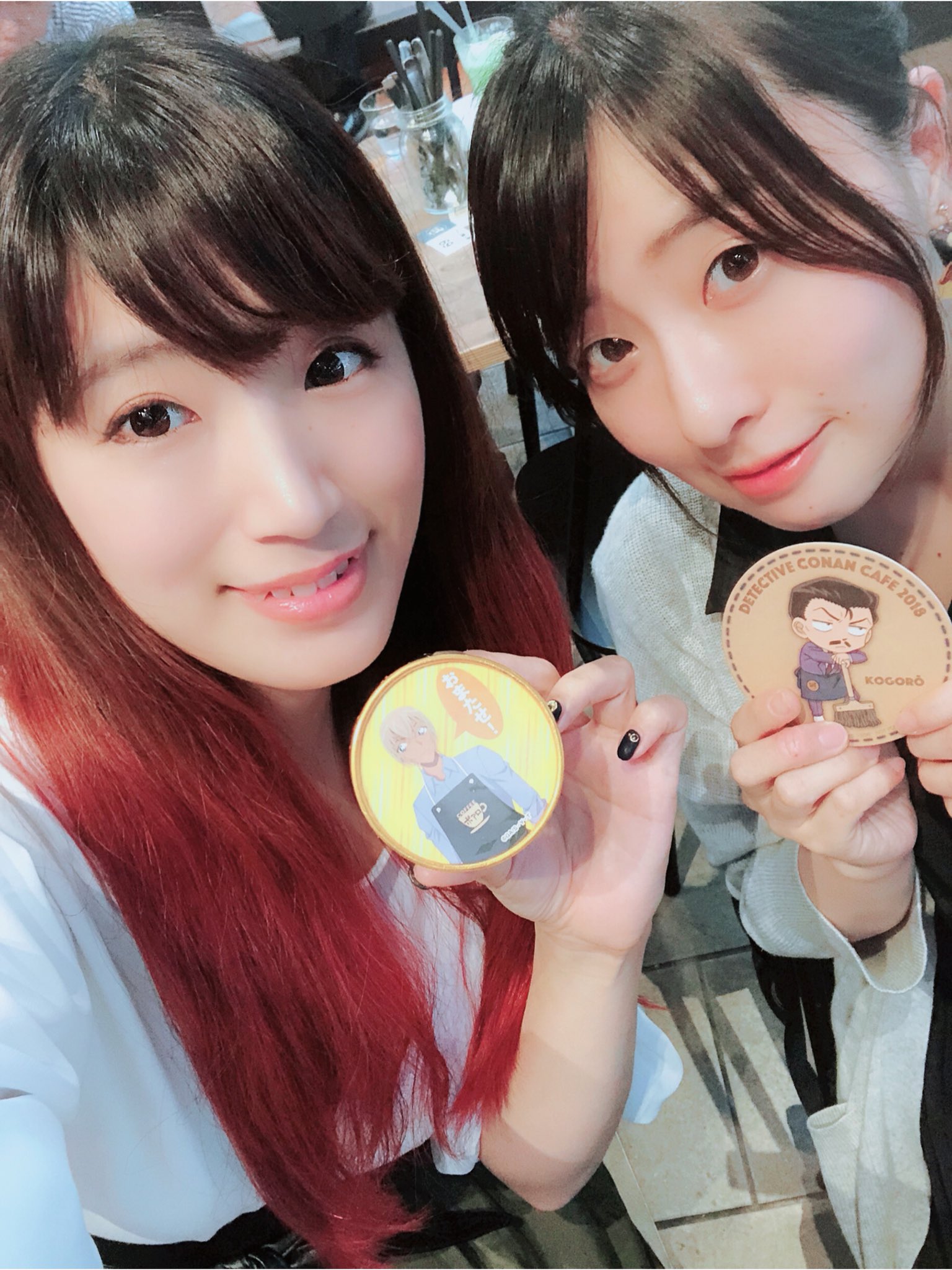 納富ももこ 先日 無事に噂の執行にあい その後 名探偵コナンのコラボカフェに行きました W どの料理も美味しかったー はせみきと じぞーと 女子会 T Co M3rpaz4928 Twitter