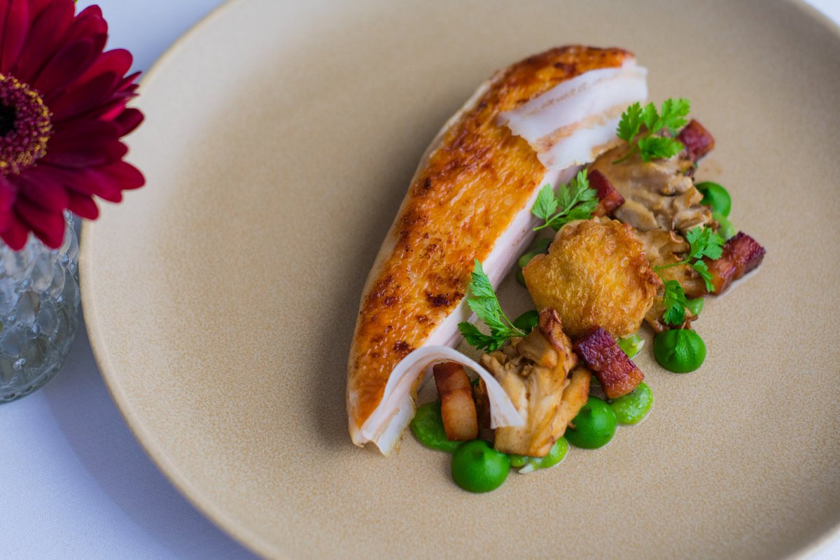 Chicken | Bacon | Chervil |Hen of the woods  went on the @rouxaps menu this week.