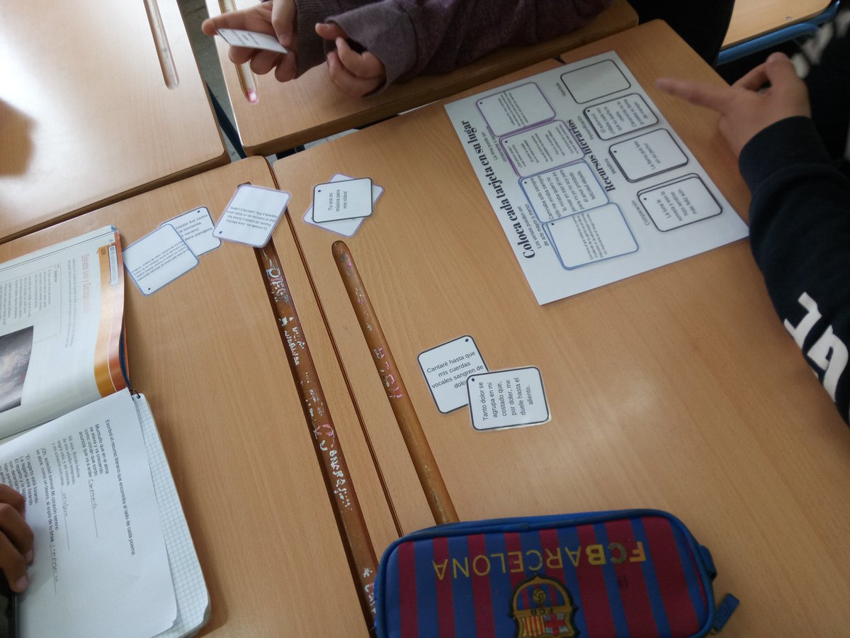 Gemajimgar's tweet photo. Ya está aquí el desarrollo de la misión 4 de nuestros soldados de 1º de ESO de #misionlatierra #gamificación #gamificaatq @jfmpintor @AzaharaTIC @ManoliFM @zurita_baez @CarmenLo35 @leonidasarjona @CarmenHuertasO1
https://t.co/Ih2uWVHPYr https://t.co/2ffnYGQy7l