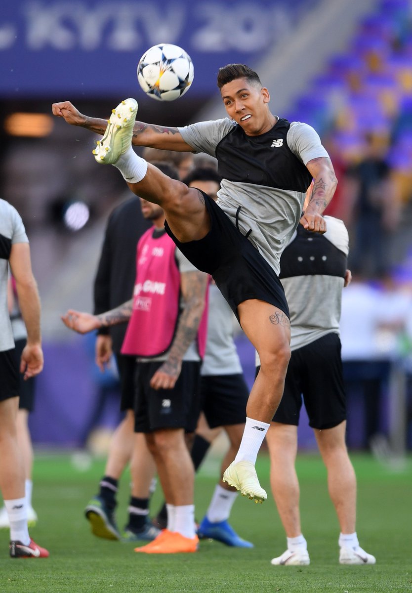 ChampionsLeague's tweet photo. Who is the key man in the #UCLfinal and why?

#MatchdayLive https://t.co/0RSuaa5B82