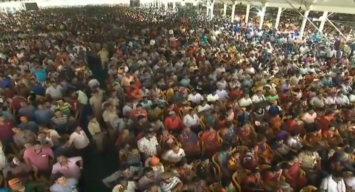 TheLaxmiS's tweet image. #TheLaxmiS

#Odisha
Few more pictures from #Cuttack Balijatra Ground.
MODI MODI #OdishaWelcomesModiji 

@narendramodi @BJP4India @sambitswaraj