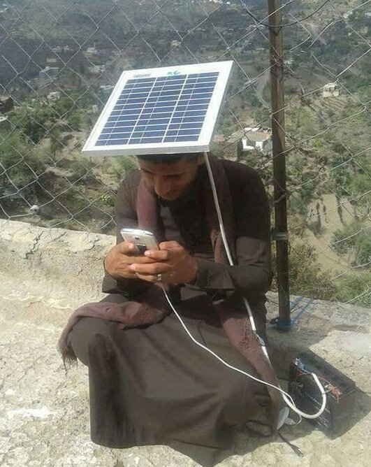 Memefarsii's tweet photo. وقتی جای حساس سکس چتی و فقط 1% از باطریت مونده 

مه_مه https://t.co/vkNnUYGjMp