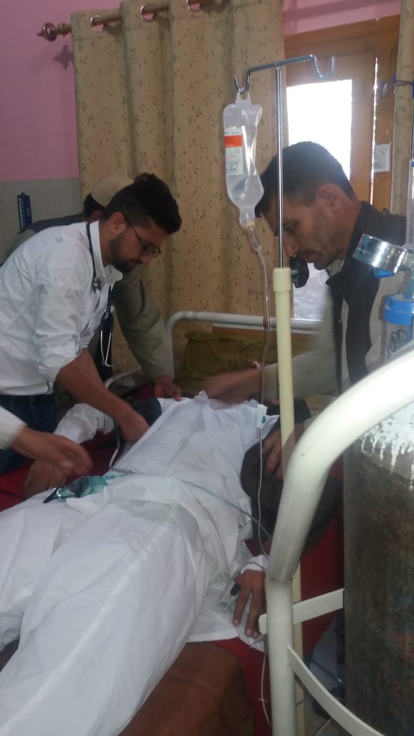 anjum7928's tweet photo. GB Govt using State Apparatus against Peaceful Demonstrators in Gilgit Baltistan. Heavy use of Shelling and firing against unarmed people of Gilgit Baltistan protesting against Draconian GB Order 2018.
#WeRejectGBOrder2018
#GBWantsConstitutionalRights
#GBAwakening
#GoHafeezGo https://t.co/c7r9bRnICR