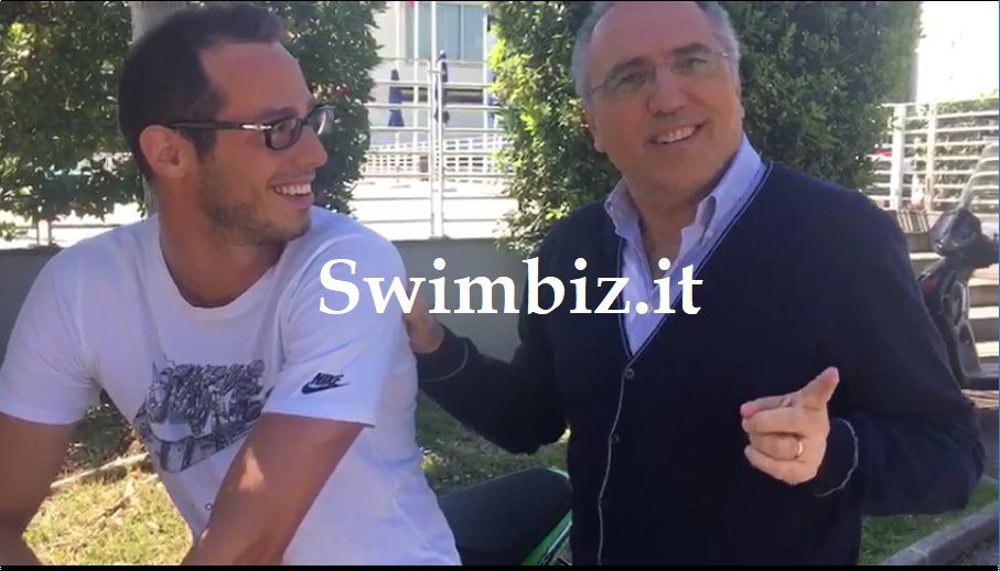 Swimbizitalia's tweet photo. VIDEO #Nuoto &amp; #moto: a Swimbiz la doppia passione di #PieroCodia (con un occhio ai giovani) https://t.co/2b5udYeWD0  #nuoto #swimming #FlashAcquatico #ValentinoRossi https://t.co/VYJXAWLzQU