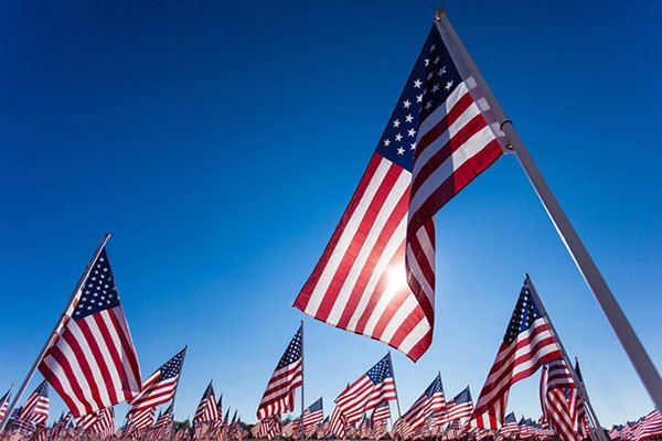doitbest's tweet photo. This weekend, we remember the brave men and women who have served to protect our freedom. Please join us in honoring those who gave their lives for our nation. And we wish you a happy and safe Memorial Day weekend! https://t.co/Nz7gZHOLTY