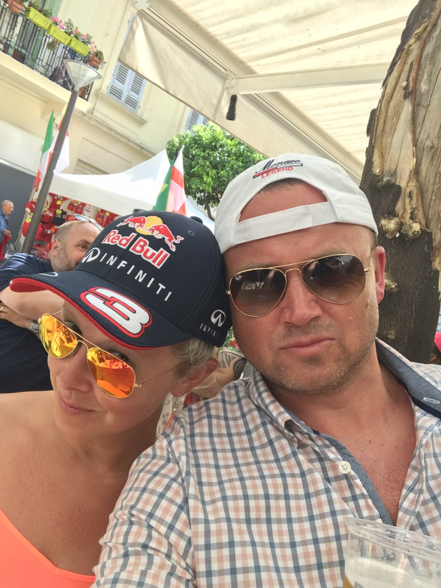 Pole 💪🏻👊🏻💥 <a href="/danielricciardo/">Daniel Ricciardo</a> <a href="/redbullracing/">Oracle Red Bull Racing</a>   @AndyatAston #MonacoGP