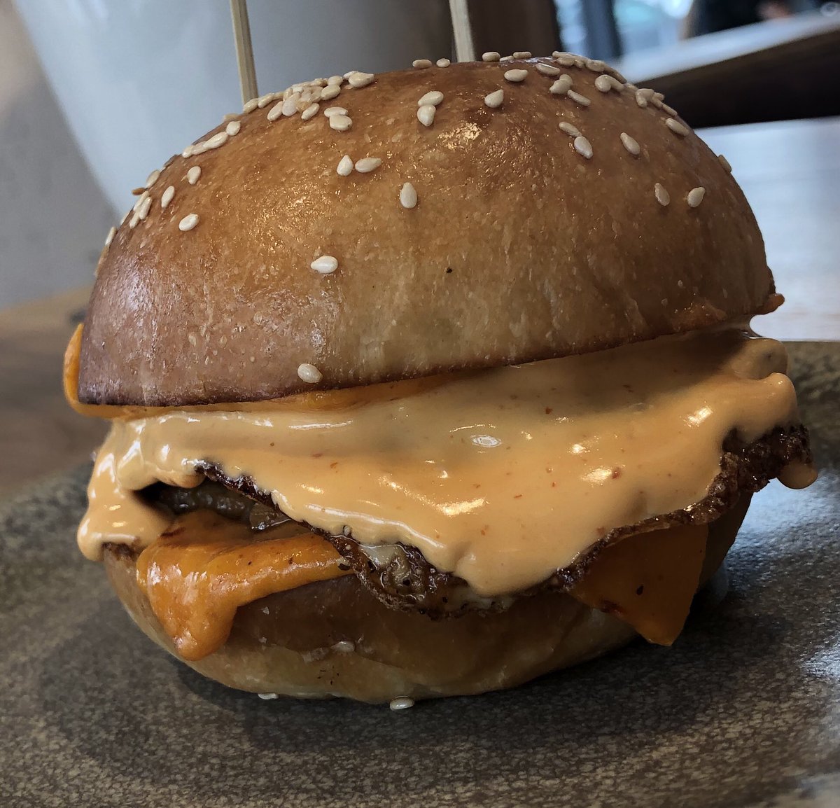 linda-mitchell-lmintouch-twitter