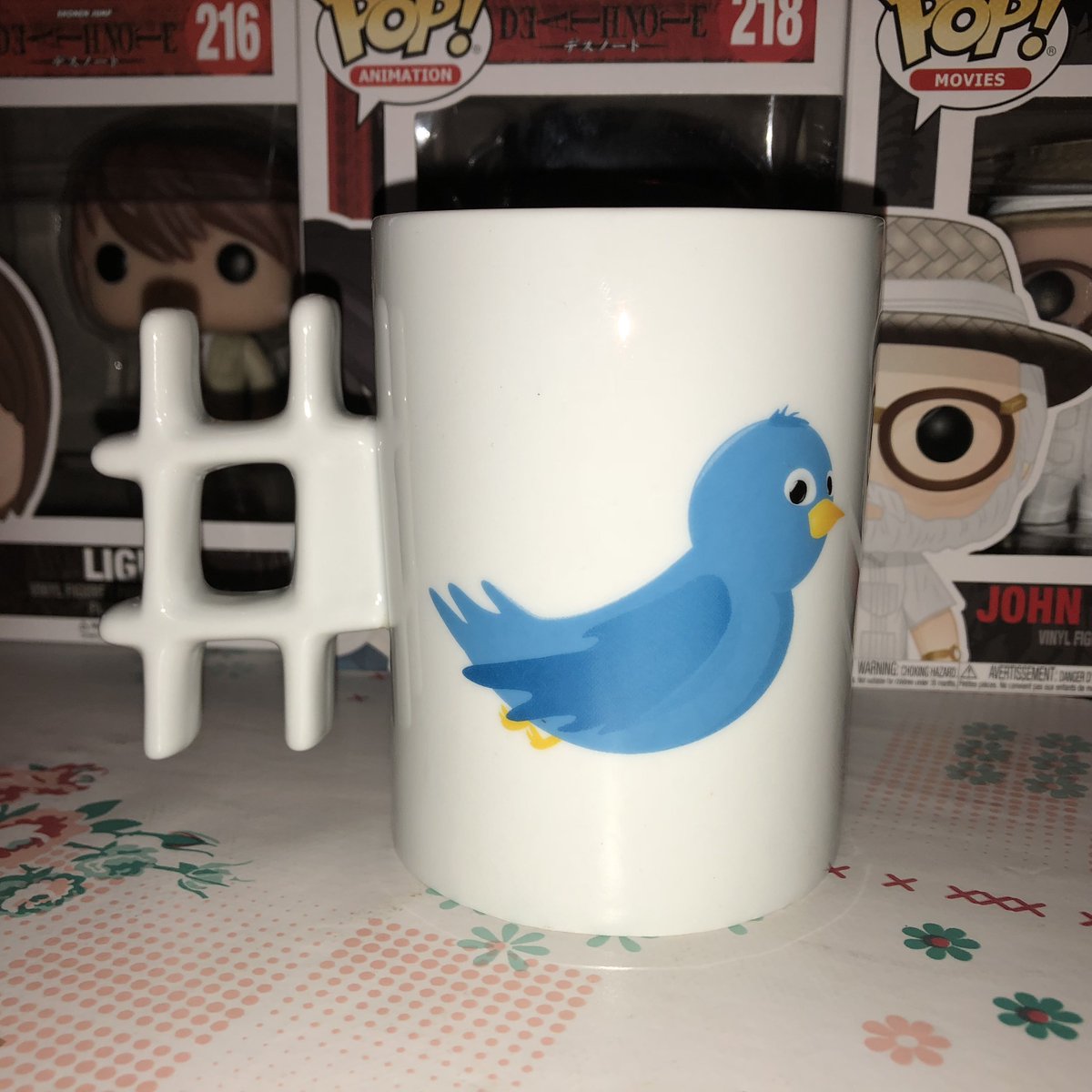 flawedgirl's tweet photo. Nouveau #mug 😄 #Twitter #tweetmug #hashtag https://t.co/QNOTgJxk4c