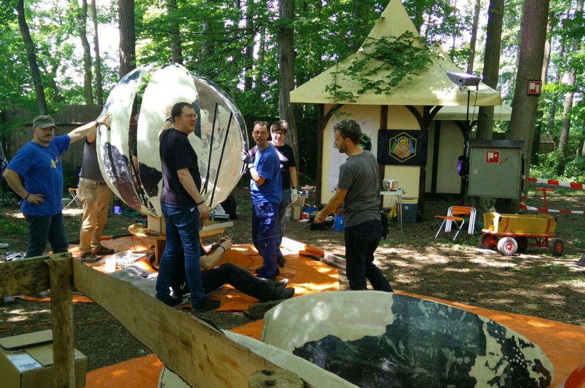 OrbisLudens's tweet photo. #TeamOrbisLudens works hard on their #Explorer PLP at #SchlossKaltenberg for the #Ingress #EpiphanyNight2018 event.  Soon our globe will be unveiled! https://t.co/EQnvwKKEgV