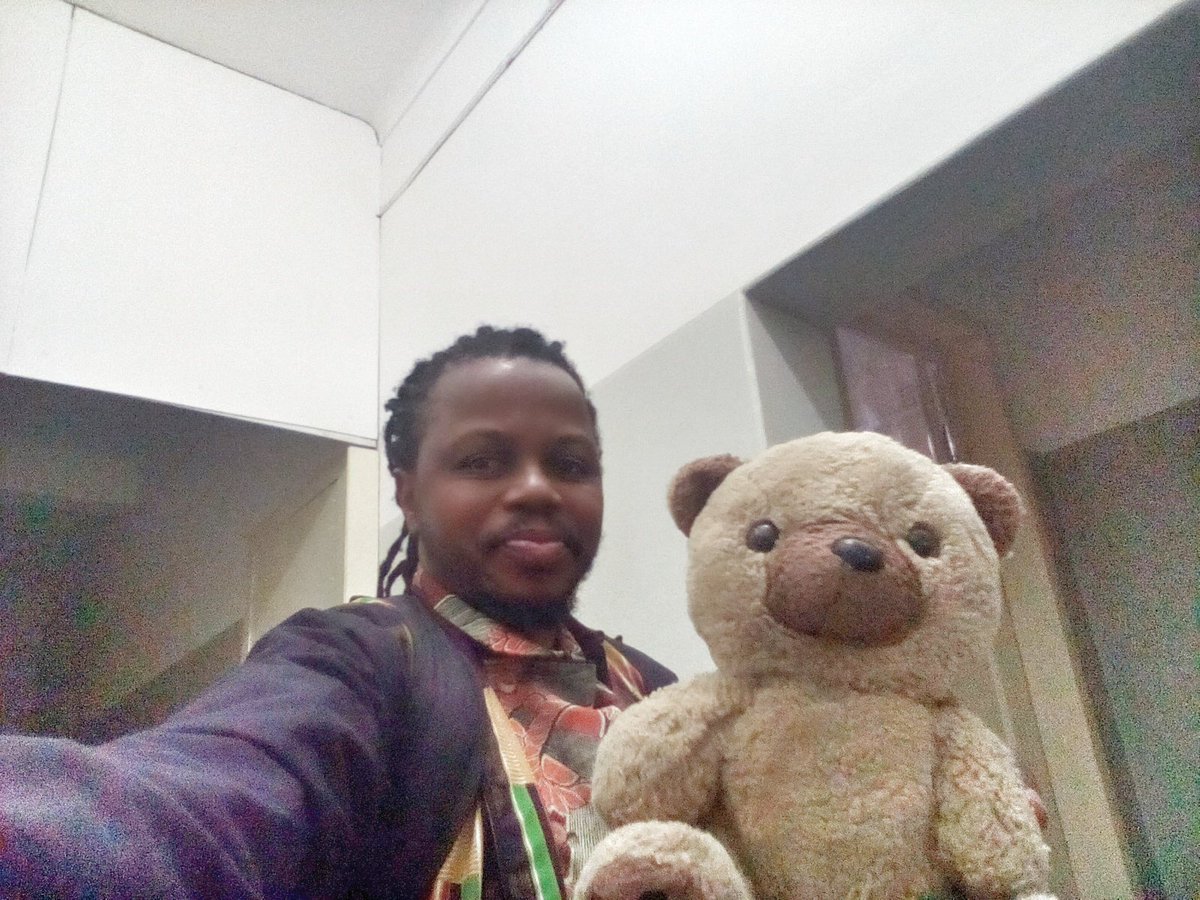kwirirayi's tweet photo. #AmanAndHisTED are in position will be doing live backstage interviews of the winners at the #RoilBAA. What sort of questions do you want me to ask them #KwiriTravels #bulawayo #Zimbabwe #fambaTED https://t.co/NeGR2grnsB