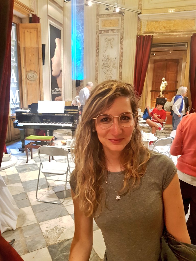 NutriciaGarrido's tweet image. Aún un poco emocionada por la preciosa actuación en petit comité.