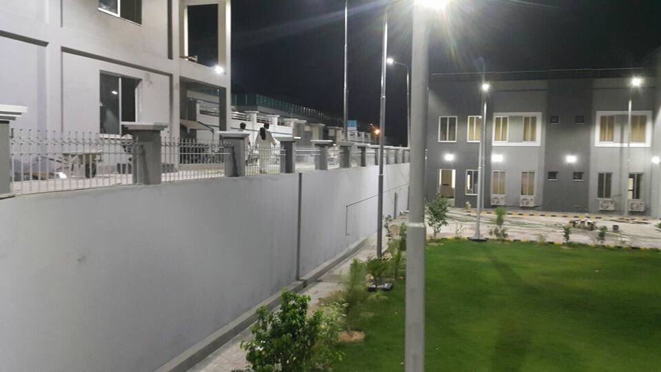 9/15) Manki Shareef Hospital Nowshera Capacity : 40 beds Start year : 2014Completion Year : 2018Status : Operational