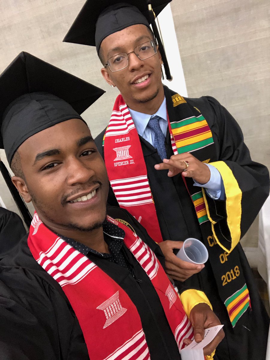 TheHotLZNupes's tweet image. A huge kongrats to Towson's newest alumni @absmoove  @ImaLetYouTellIt , Charles, Michael &amp;amp; @b_gonads1 for getting his Master’s degree!♦️👌🏿🤝💎🔥 #KappaGraduation #NupeTwitter #KappaTwitter