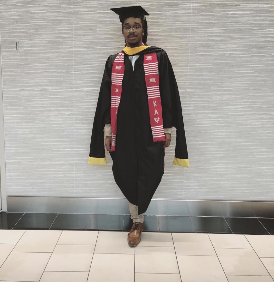 TheHotLZNupes's tweet image. A huge kongrats to Towson's newest alumni @absmoove  @ImaLetYouTellIt , Charles, Michael &amp;amp; @b_gonads1 for getting his Master’s degree!♦️👌🏿🤝💎🔥 #KappaGraduation #NupeTwitter #KappaTwitter